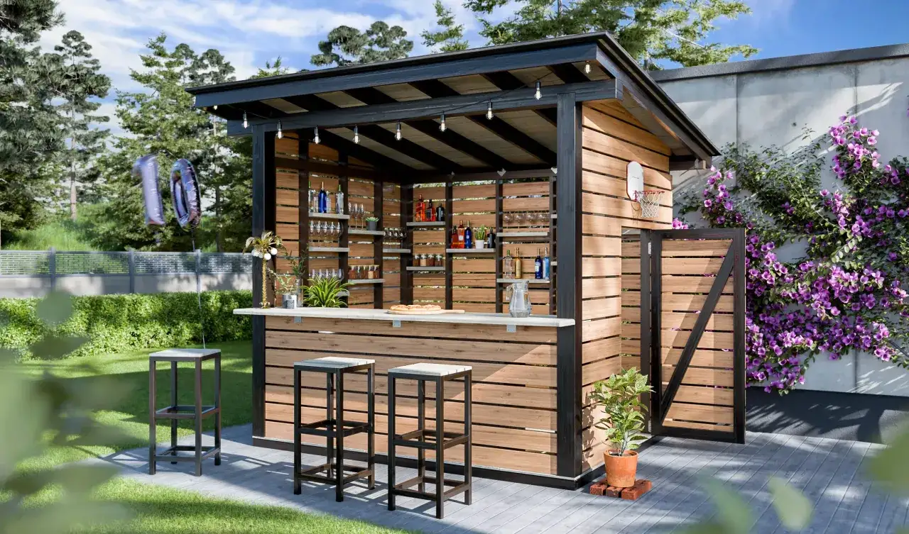 Eine stilvolle Gartenbar, die zum Selberbauen einl&auml;dt. Mit Holzverkleidung, Regalen f&uuml;r Flaschen und Gl&auml;ser, Hocker und Lichterkette. Perfekt f&uuml;r Sommerpartys!